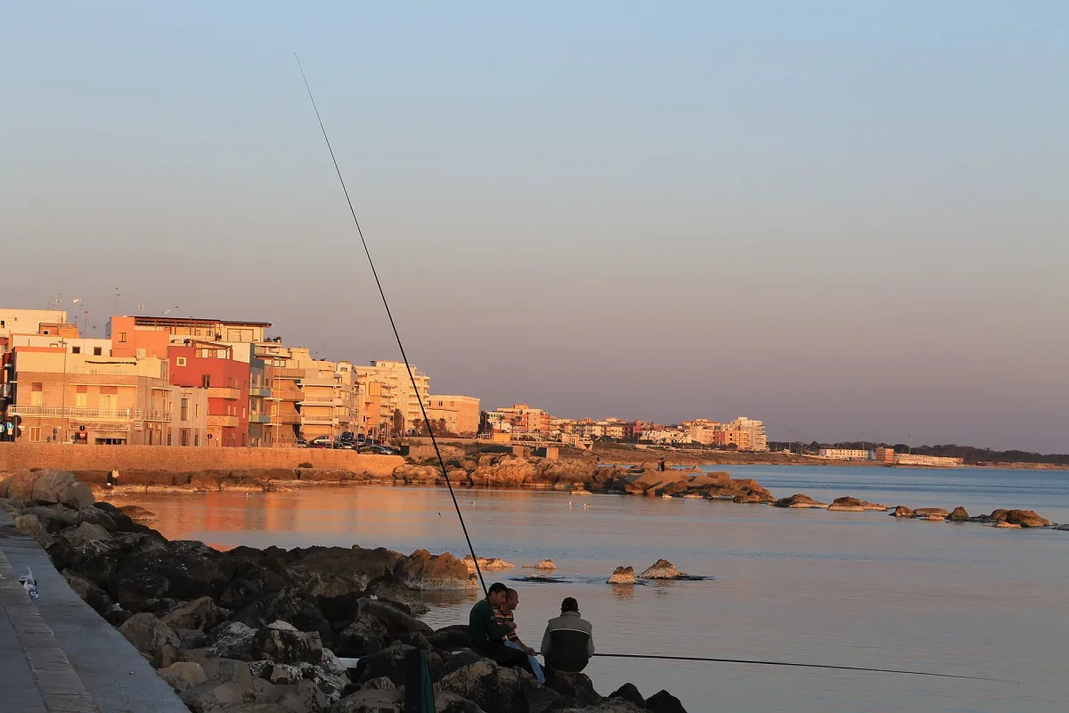 Gallipoli senza auto: come muoversi tra spiagge e centro storico